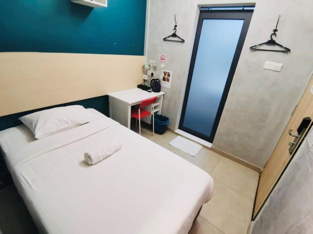 Smile Hotel Danau Kota Куала Лумпур Екстериор снимка