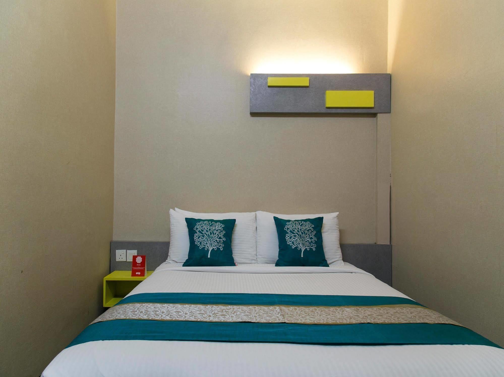 Smile Hotel Danau Kota Куала Лумпур Екстериор снимка